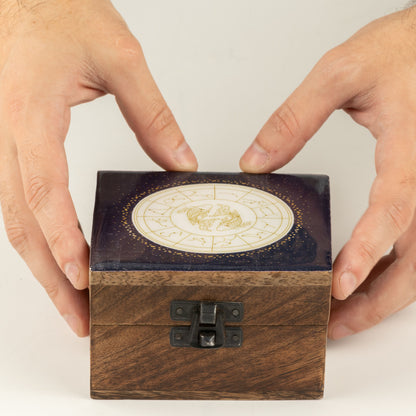 Pequeña caja esmaltada - Piscis