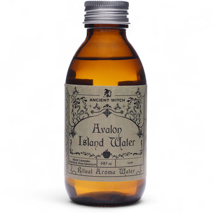 Agua de ritual de bruja antigua - Isla de Avalon