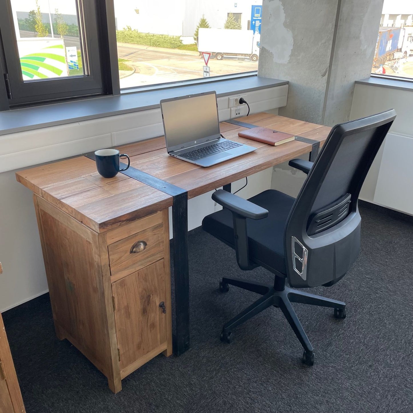 Schreibtisch 160 x 60 x 75 cm (Schublade nicht enthalten)