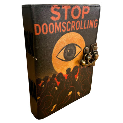 Carnets imprimés en cuir (7 x 5 pouces) - Stop Doom Scrolling - 200 pages papier ordinaire