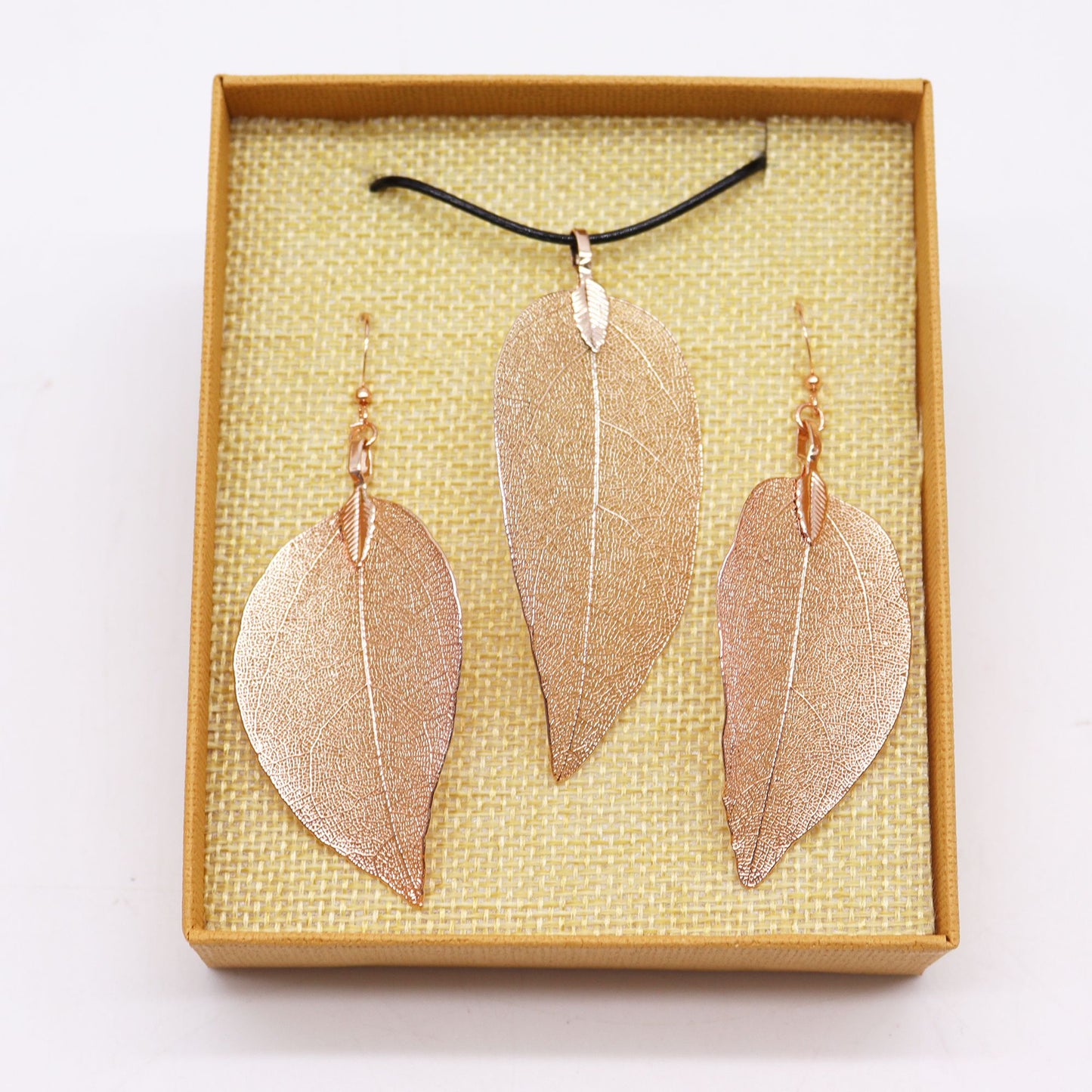 Conjunto Collar Aretes Hoja Oro Blanco