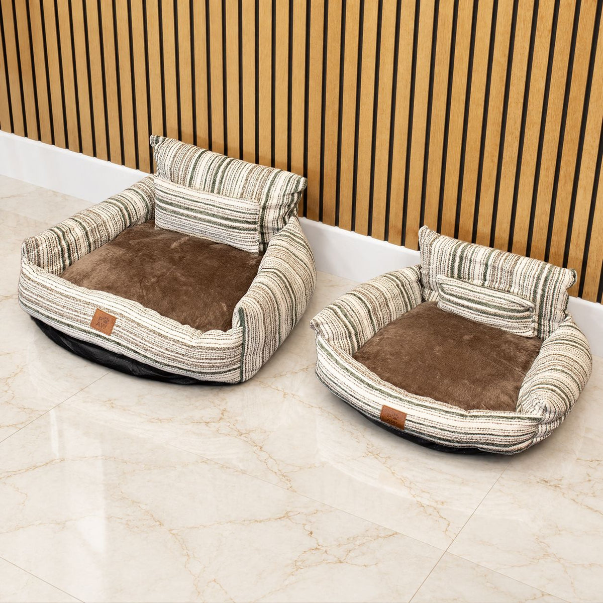 PAW Bed – Sofá pequeño – Rayas marrones – 50 × 50 × 26 cm