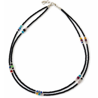 Collar fino nepalí de doble hilera con ónix negro y cuentas facetadas - (42 cm)