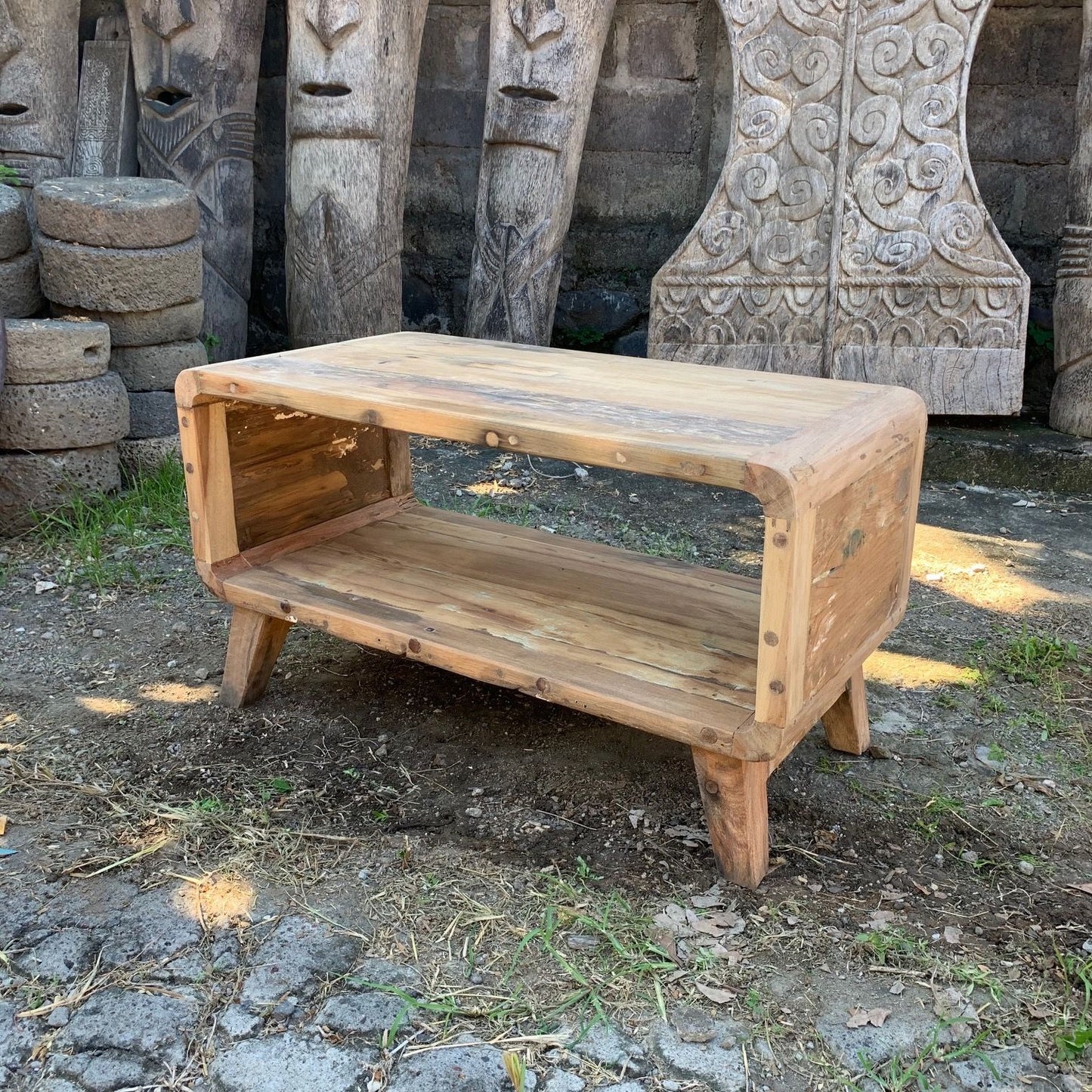 Mesa de centro redonda pequeña