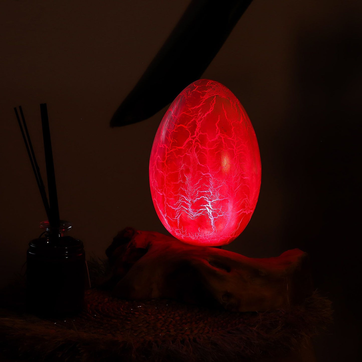 Tischleuchte mit Lampenschirm in Eierform mit Crackle-Effekt – Orange