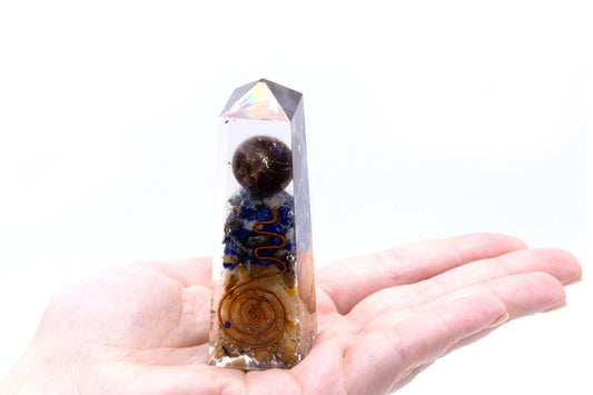 Orgonit-Obelisk aus Kupfer, Lapislazuli und gelbem Aventurin – 90 x 25 mm
