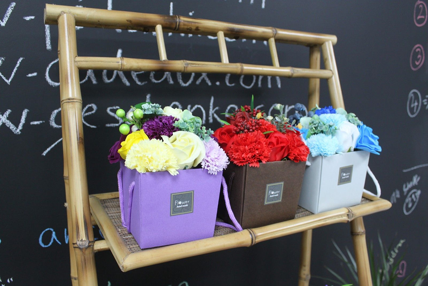 Bouquet de savons du jardin d'été