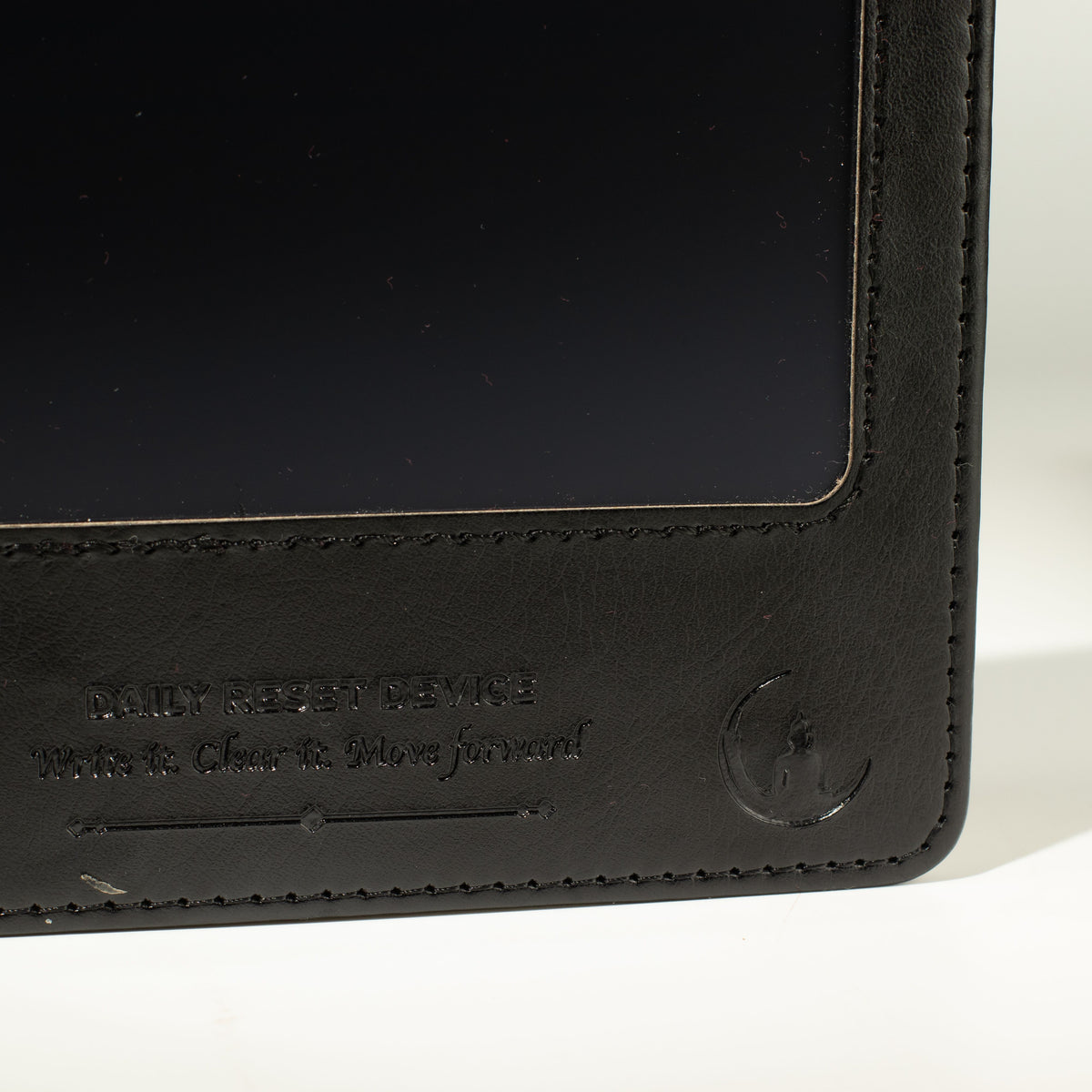 Cuaderno de intenciones tamaño A5 - Pantalla LCD que se limpia - Efecto cuero negro - 80 hojas