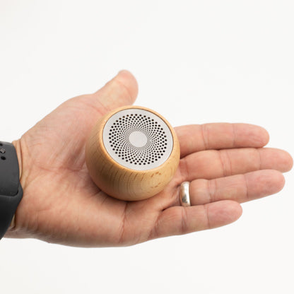 Mini enceinte en bois avec Effet Mandela