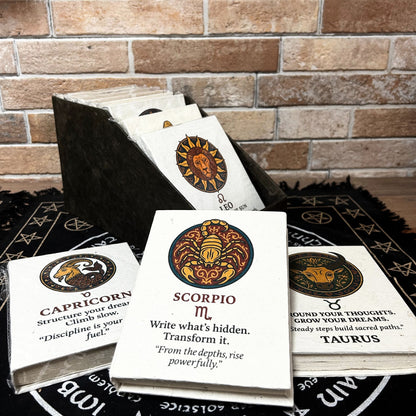 Carnets de style tibétain moyen avec signes du zodiaque - 40 feuilles (modèles assortis)