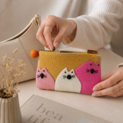 Monedero de fieltro de tres gatos gordos- (3 colores surtidos)