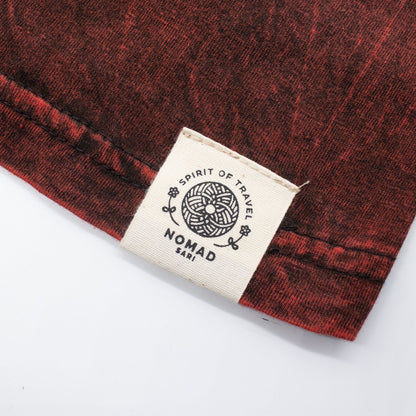 Nomad Sari Camiseta de algodón lavado a piedra - Mandala de Dragón - Granate - Mediano