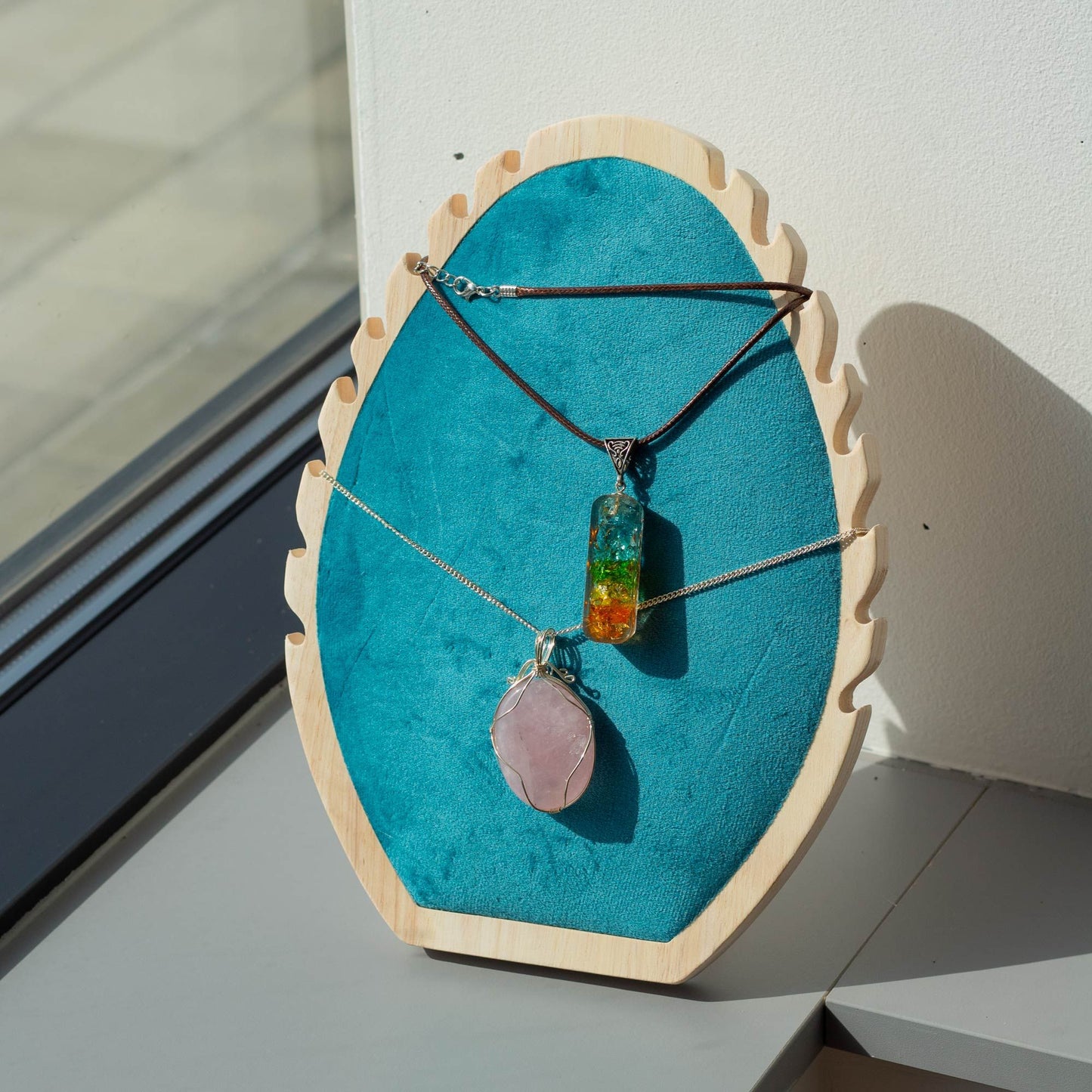 Expositor de collares ovalado pequeño 19x13cm