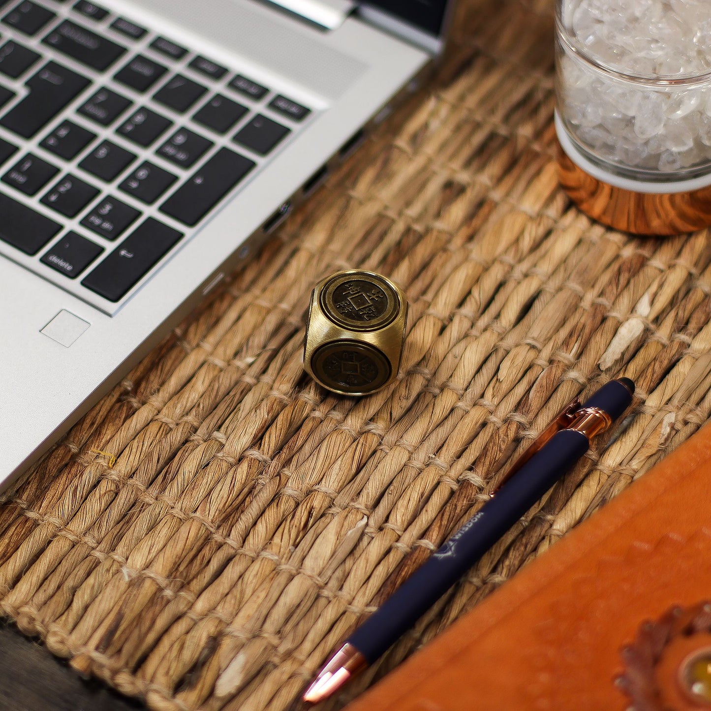 Feng Shui Fortune - Dés traditionnels avec symboles du zodiaque