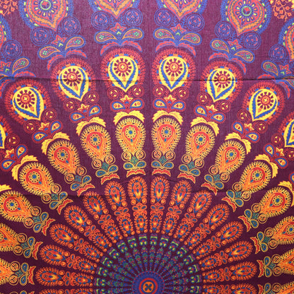 Couette double en coton + tenture murale - Mandala Paon - Grenat