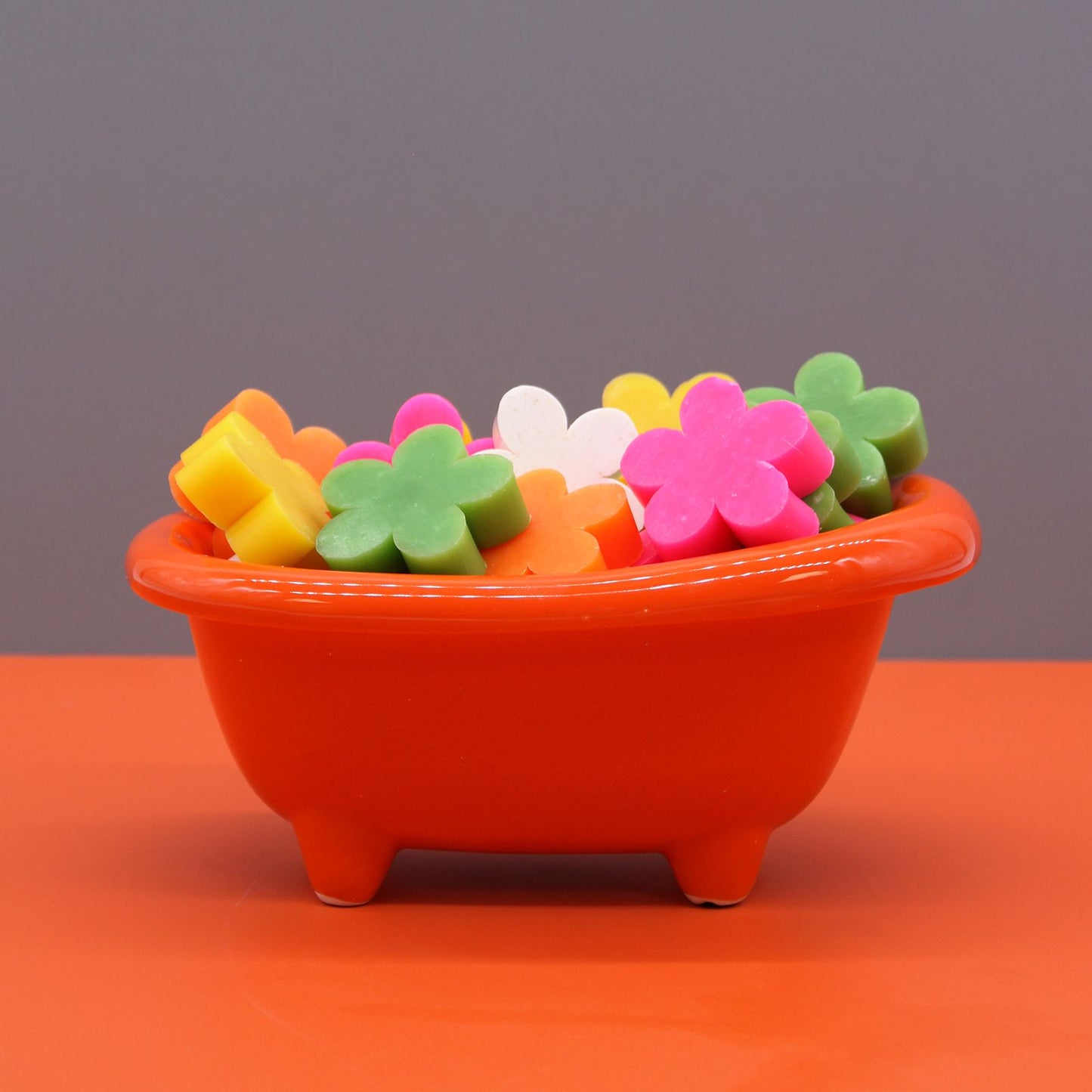 10 savons invités à la fleur de calendula