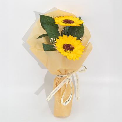 Seifenblume – Strauß aus zwei Sonnenblumen