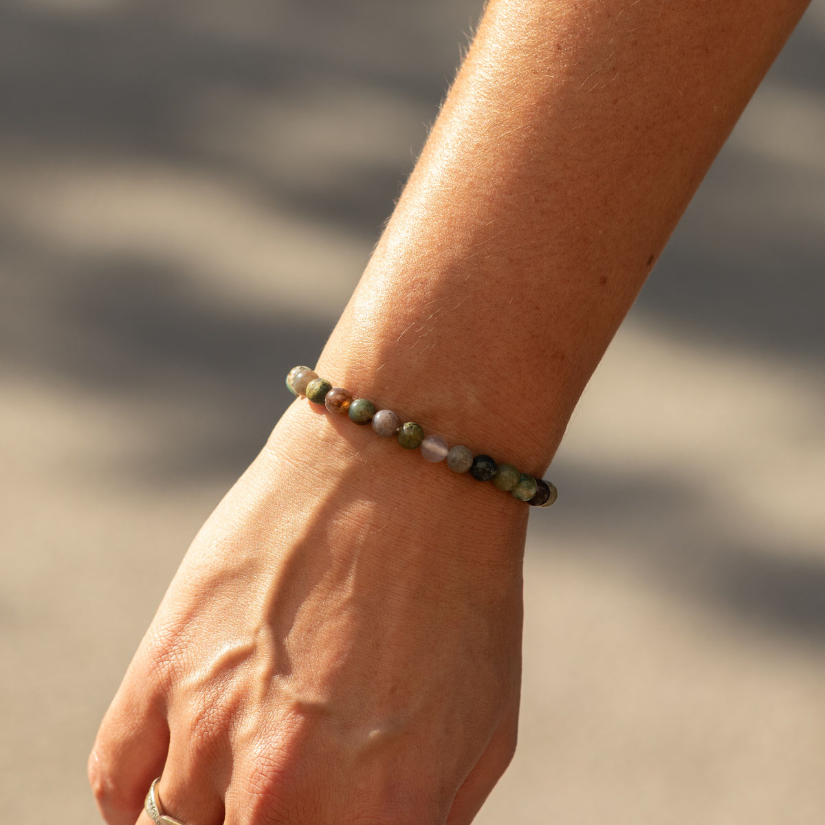 Pulsera Petite Power (17 cm x 6 mm) - ágata musgosa