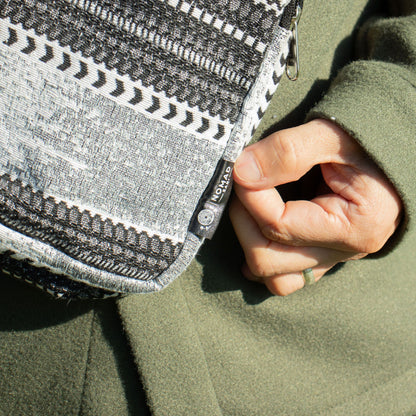 Taschen aus natürlichem Jacquard - Urban Caravan - Umhängetasche