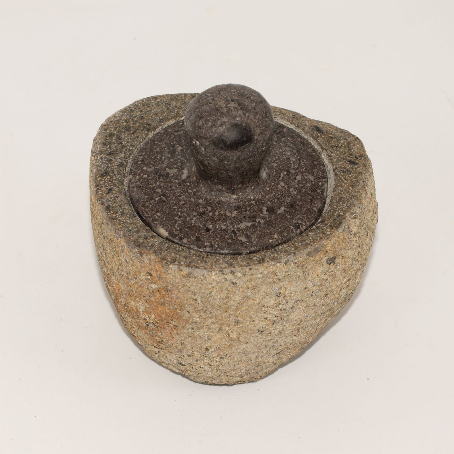 Pot de bouturage avec pierre de rivière naturelle - Moyen (environ 12x8 cm)