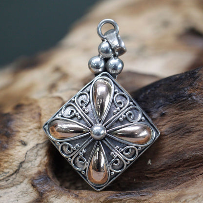 Colgante Plata y Oro Gota Cuadrada
