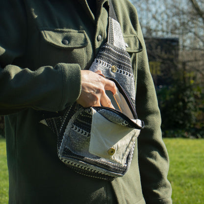 Taschen aus natürlichem Jacquard - Urban Caravan - Umhängetasche
