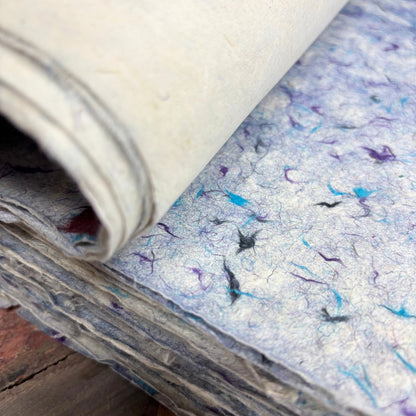 Papier cadeau fait main Lokta - Coton bleu